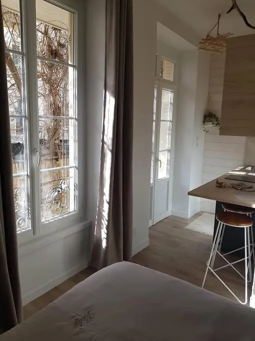 Apartamento Studio Avec Terrasse Hyper Centre Vichy